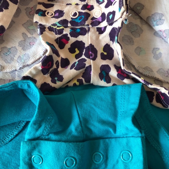 Amazon Essentials Romper Bundle. Size 3T. - Picture 5 of 6